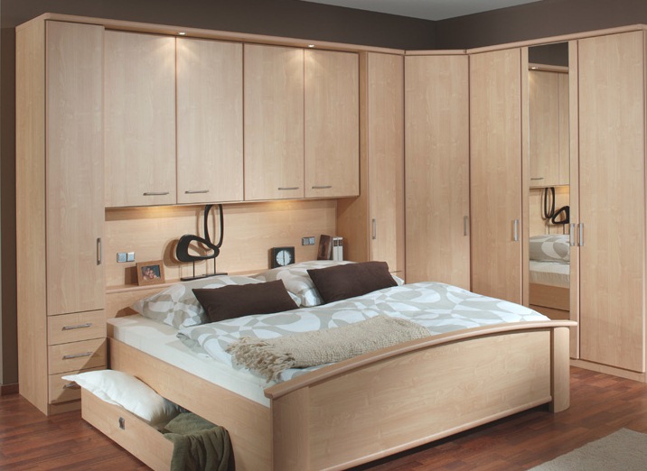 Уютная мебель — важное условие комфорта в маленькой спальне