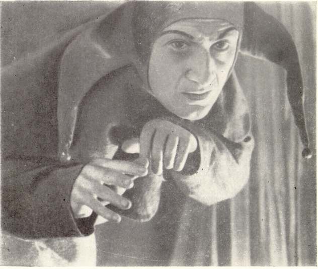 «Король Лир». Шут — К. Сланов. Северо-осетинский драматический театр, Орджоникидзе, 1948